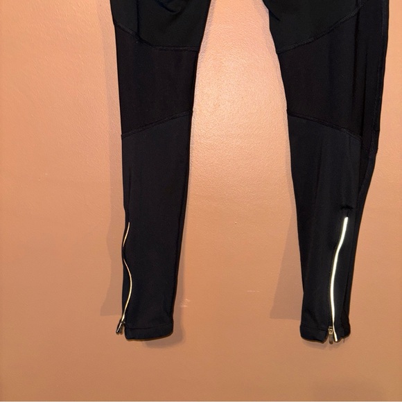 Nike Dri-Fit Women's Medium Black Capri Leggings Compression Work Out Gym Wear - Picture 9 of 10